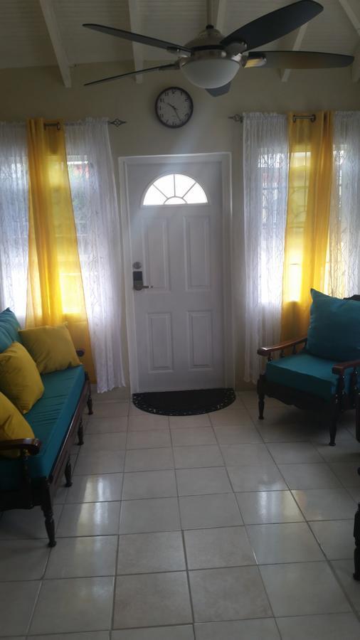 Spacious Colonial Bridgetown Exterior foto