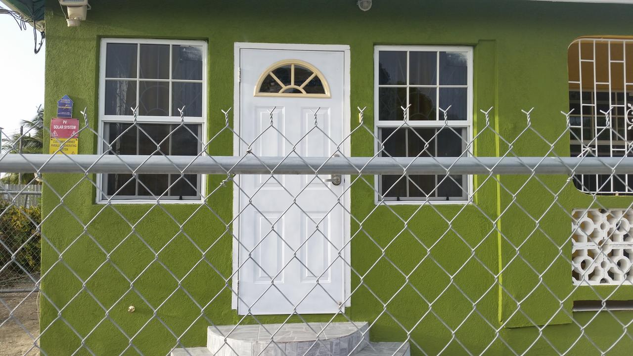 Spacious Colonial Bridgetown Exterior foto