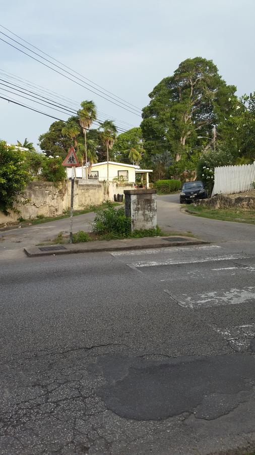 Spacious Colonial Bridgetown Exterior foto